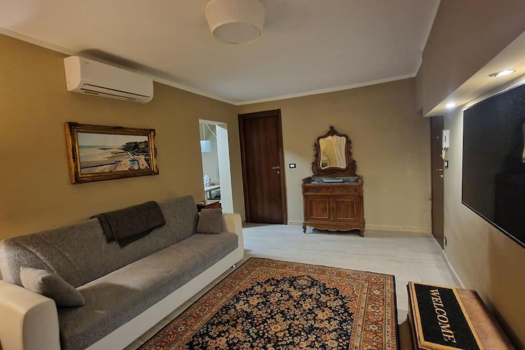 Апартаменты La Casa Tra I Caruggi Генуя Экстерьер фото